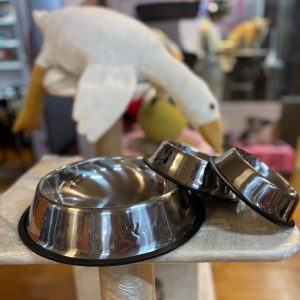 ظرف آب و غذای فلزی سگ و گربه