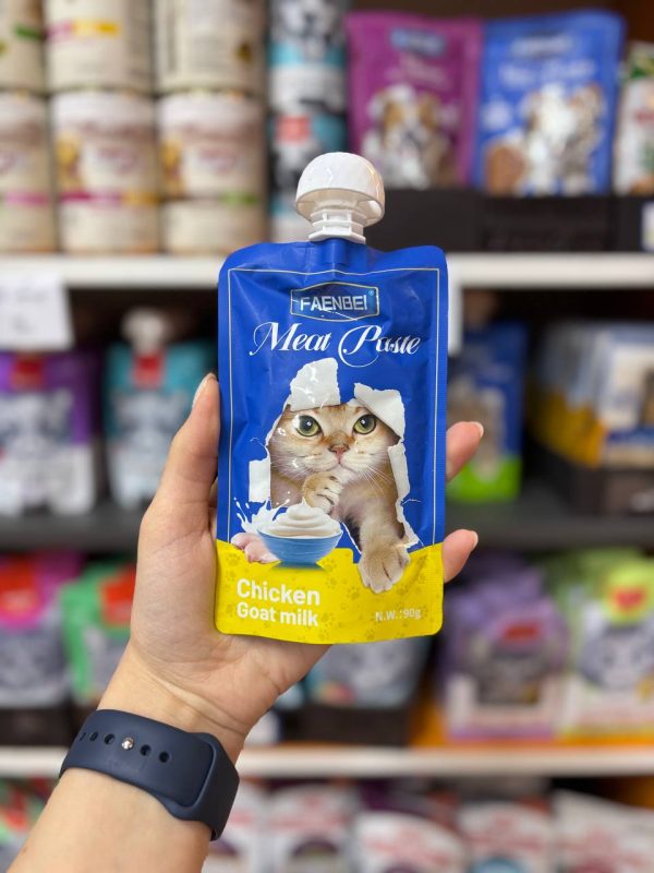 پودینگ فنبی با طعم مرغ و شیر بز