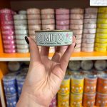 کنسرو‌‌گربه رومیتو با طعم مرغ ریش و جلبک دریایی در ژله